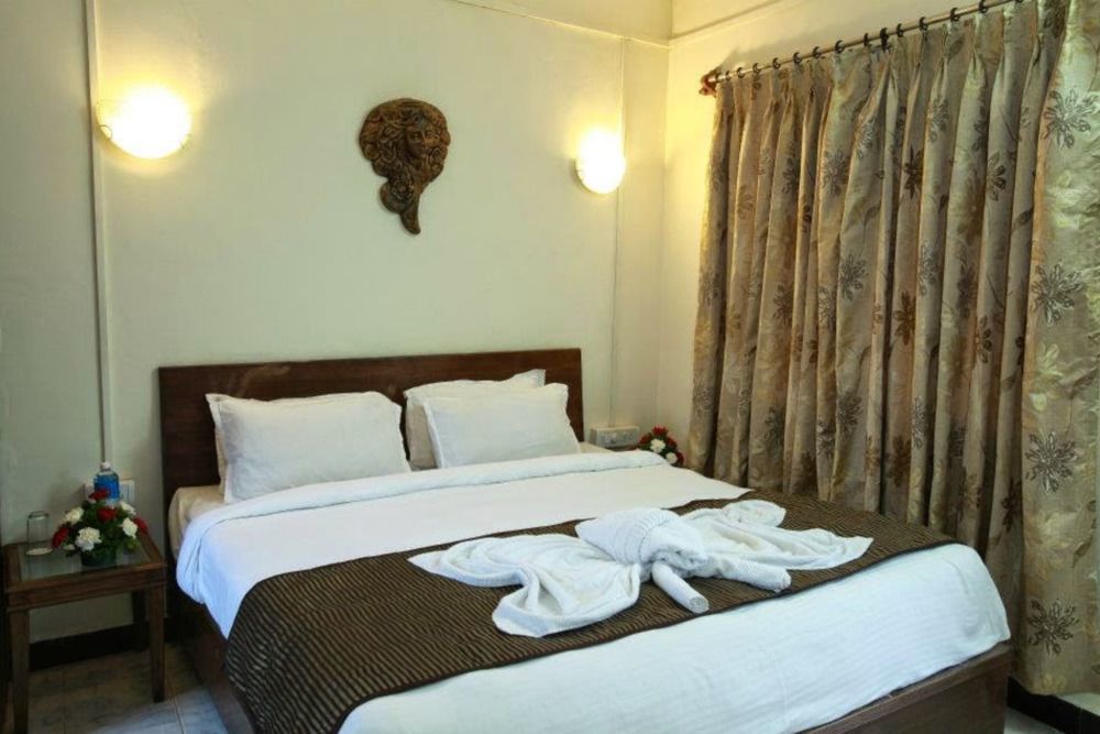Hotel Lucky Star Колва Екстериор снимка